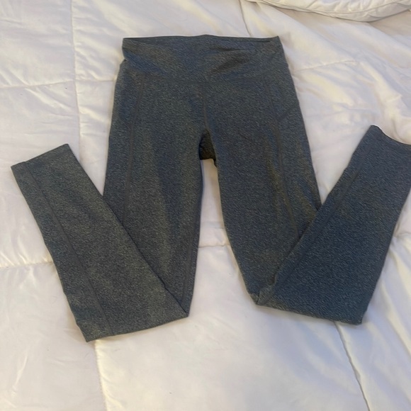 never worn, low rise, not sure the brand . - Picture 1 of 3